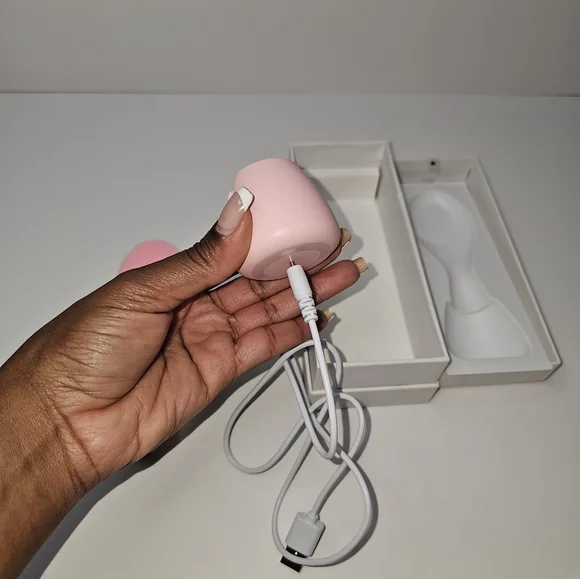 NEW Konka Silicone Cleansing Instrument Pink Red Light - Picture 11 of 16